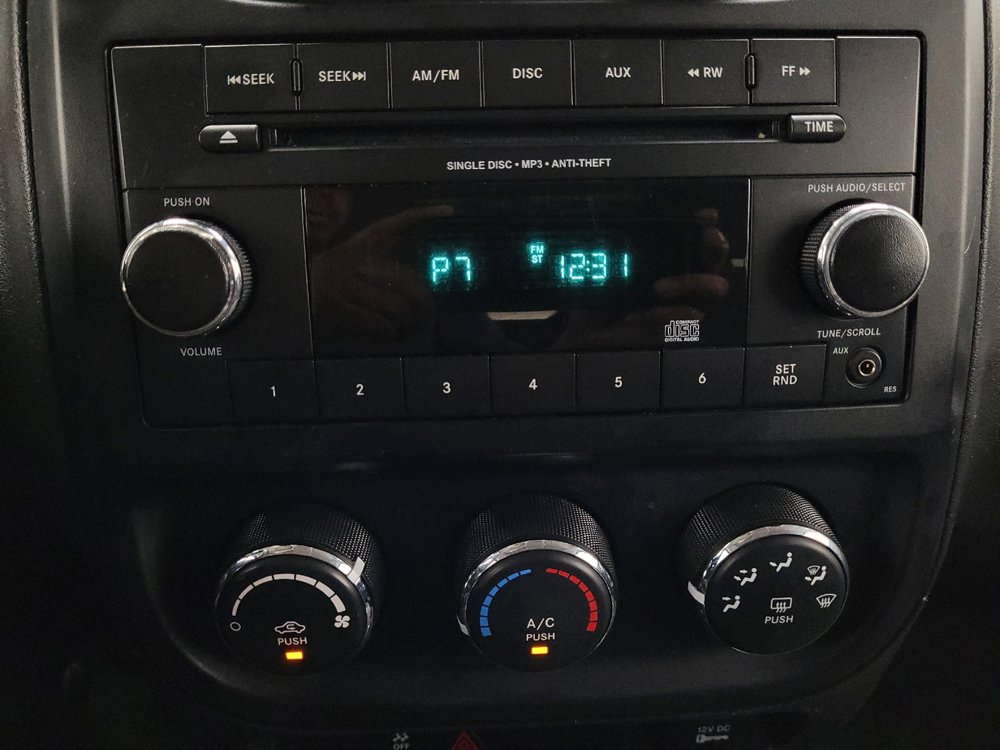 Used 2015 Jeep Patriot Sport FWD image 25