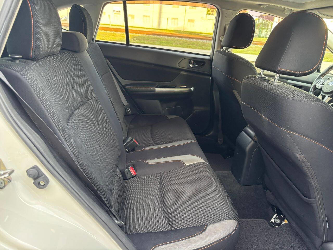 Used 2016 Subaru Crosstrek 2.0i Premium w/ Moonroof Package image 19