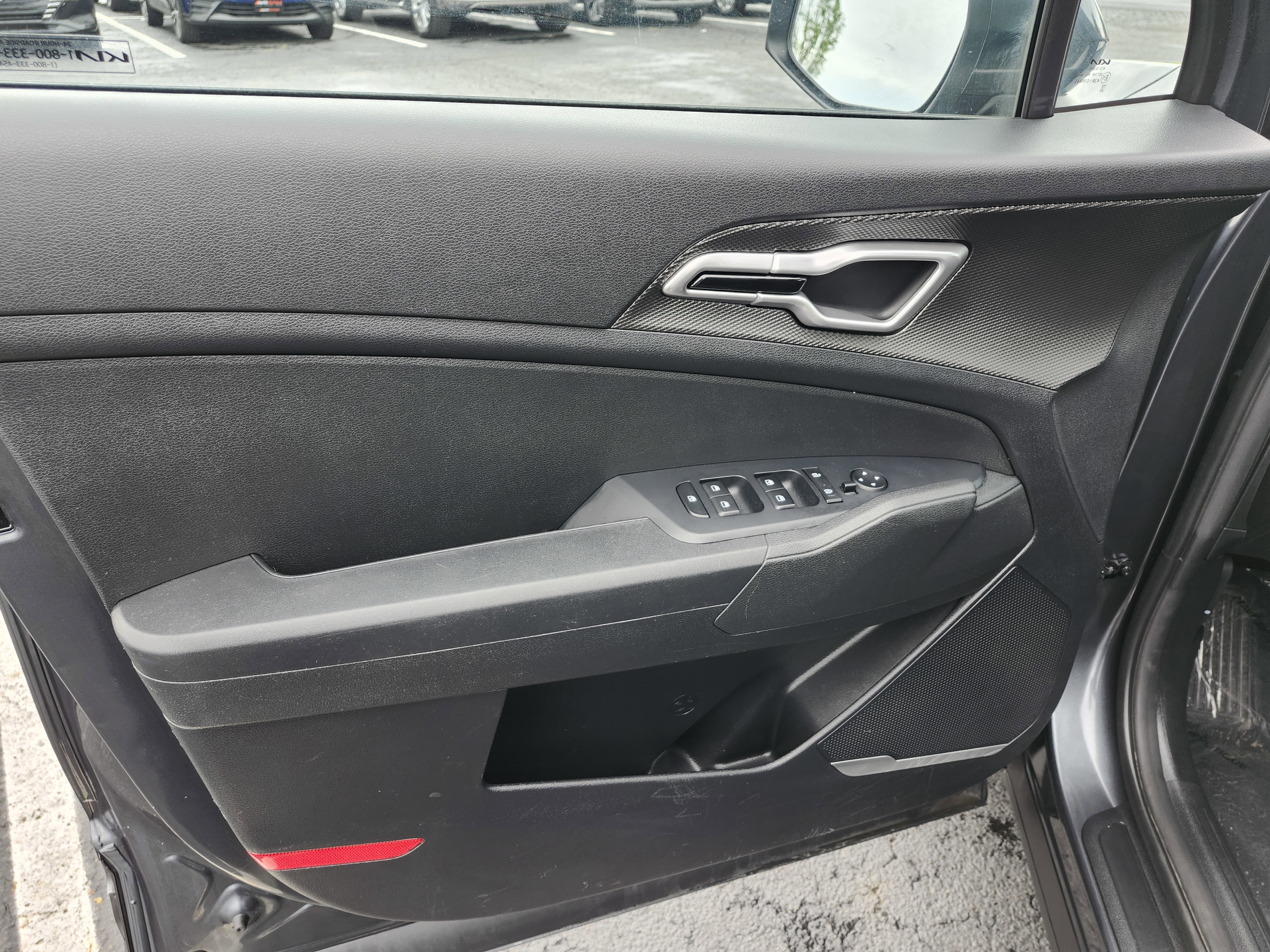 Used 2023 Kia Sportage LX AWD/4WD image 24