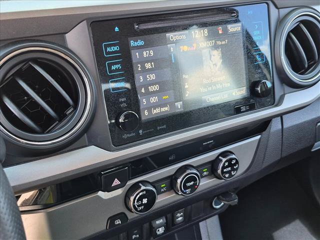 Used 2018 Toyota Tacoma SR5 RWD image 14