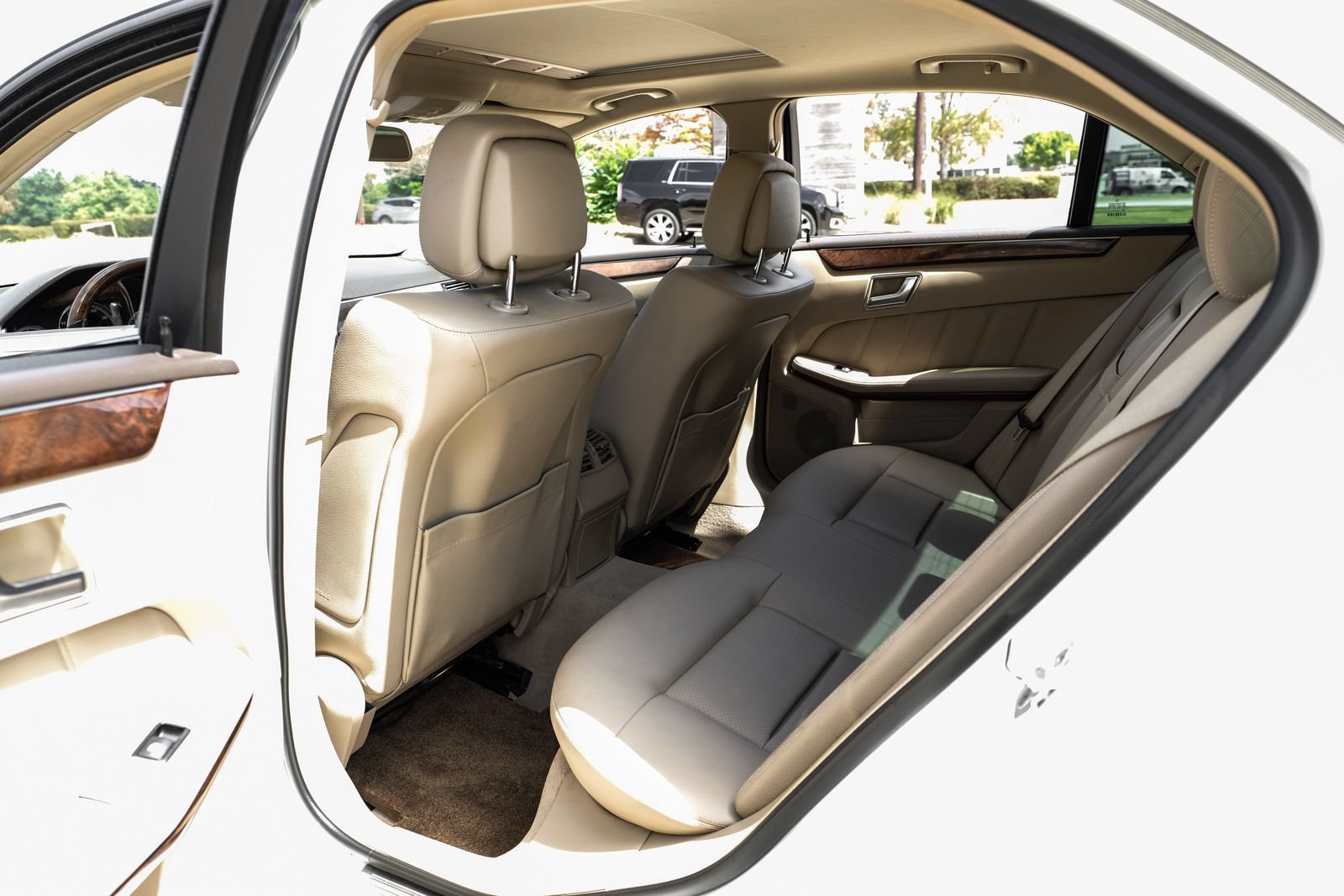 Used 2012 Mercedes-Benz E 350 Sedan image 35