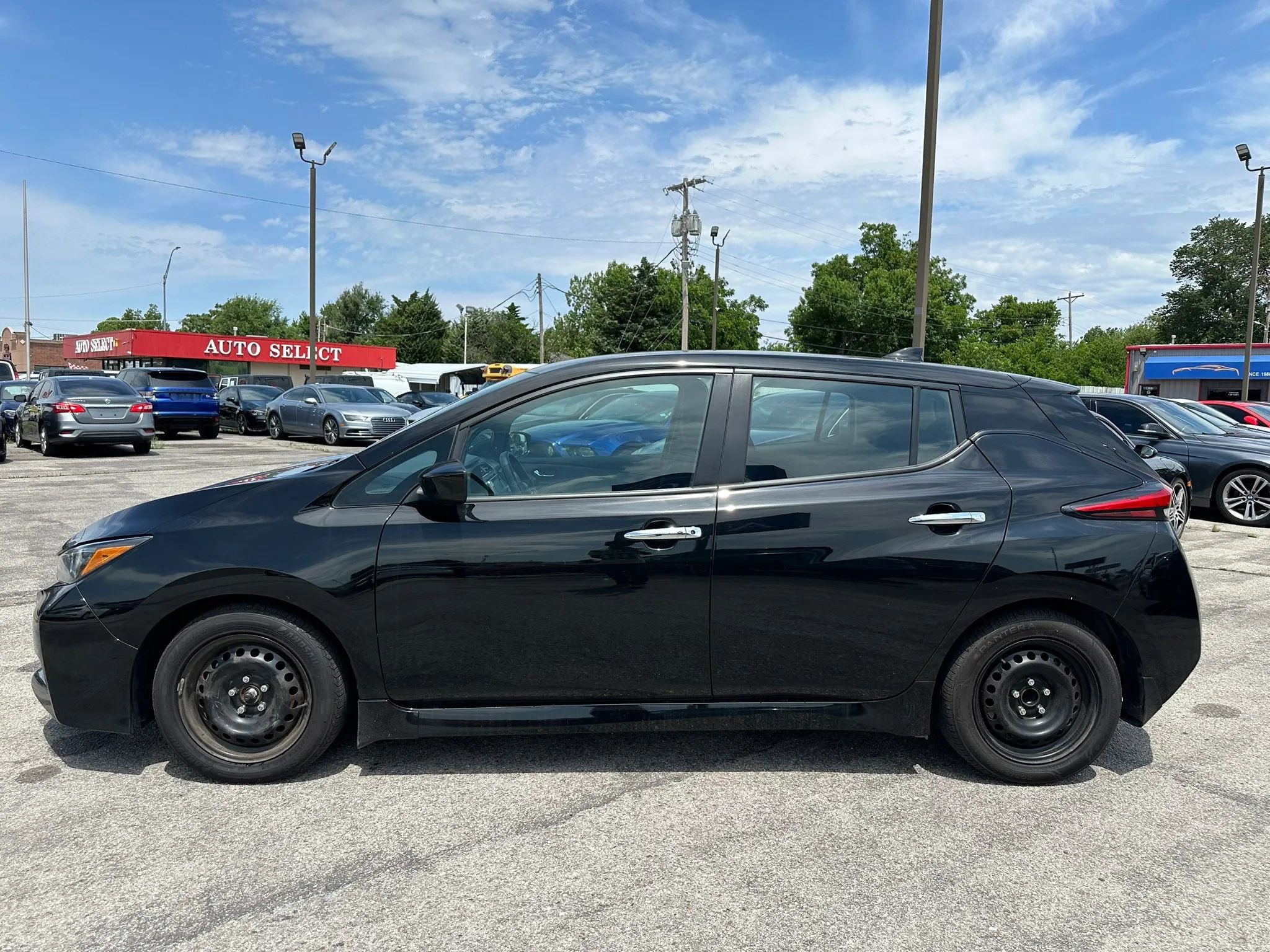 Used 2023 Nissan Leaf S FWD image 35