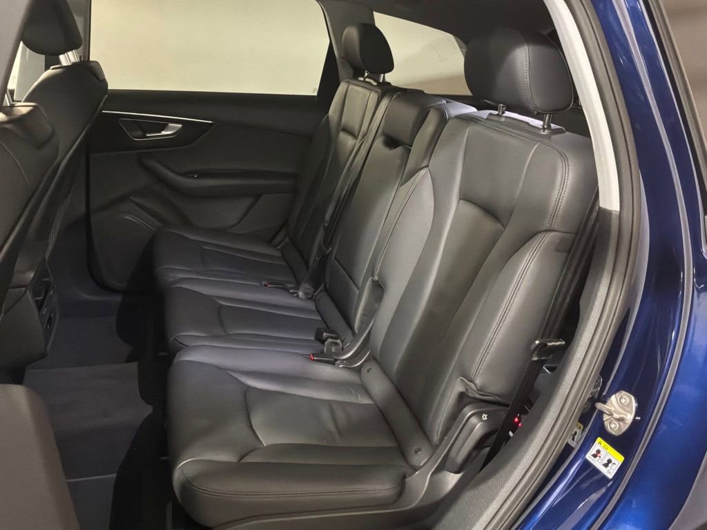 Used 2023 Audi Q7 2.0T Premium w/ Convenience Package image 19