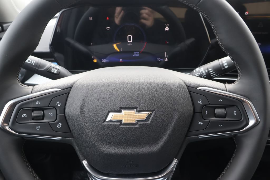 New 2026 Chevrolet Trax LT w/ Sunroof Package FWD image 22