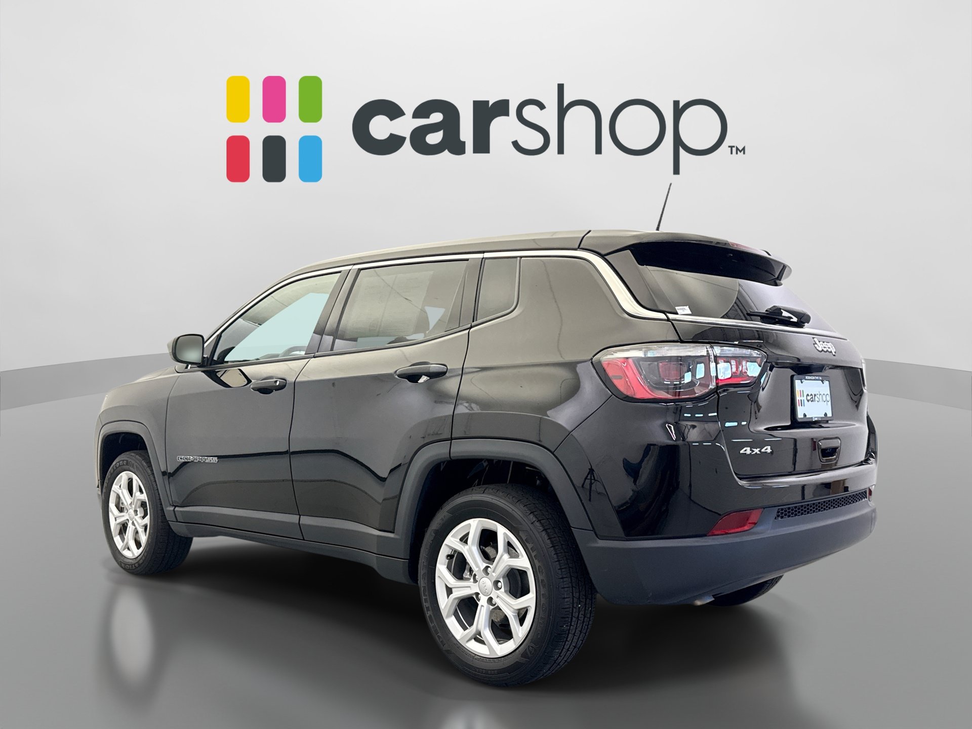 Used 2024 Jeep Compass Sport AWD/4WD image 3