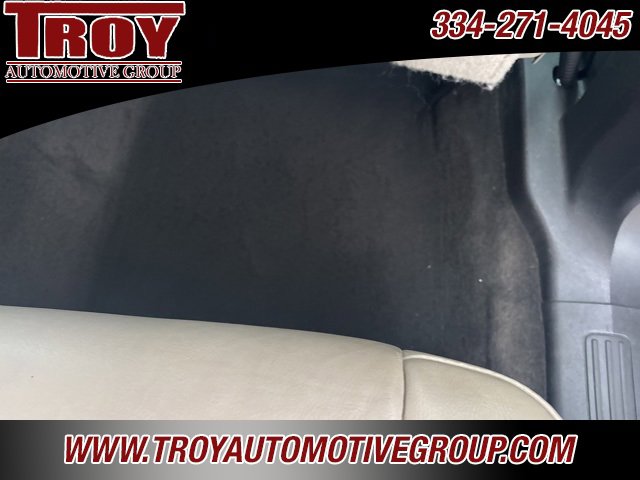 Used 2013 Ford Explorer XLT image 23