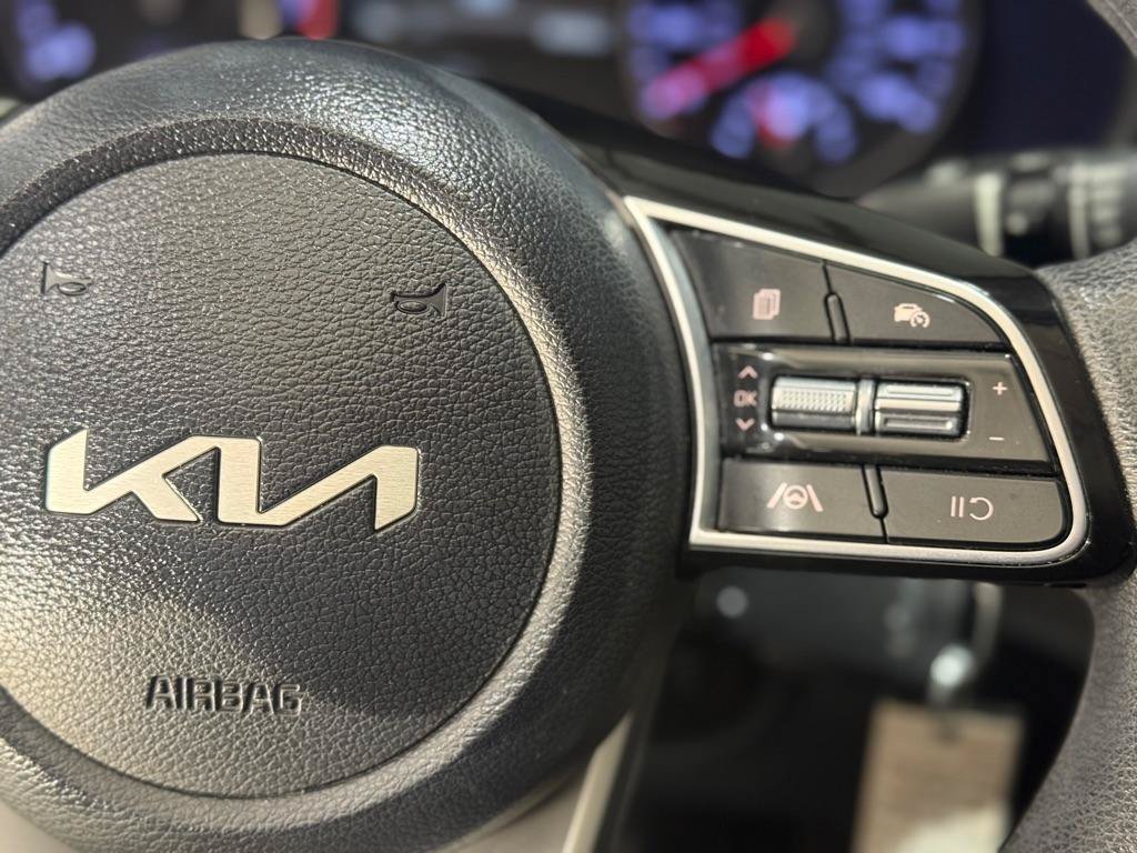 Used 2023 Kia Forte LXS w/ LXS Technology Package FWD image 29