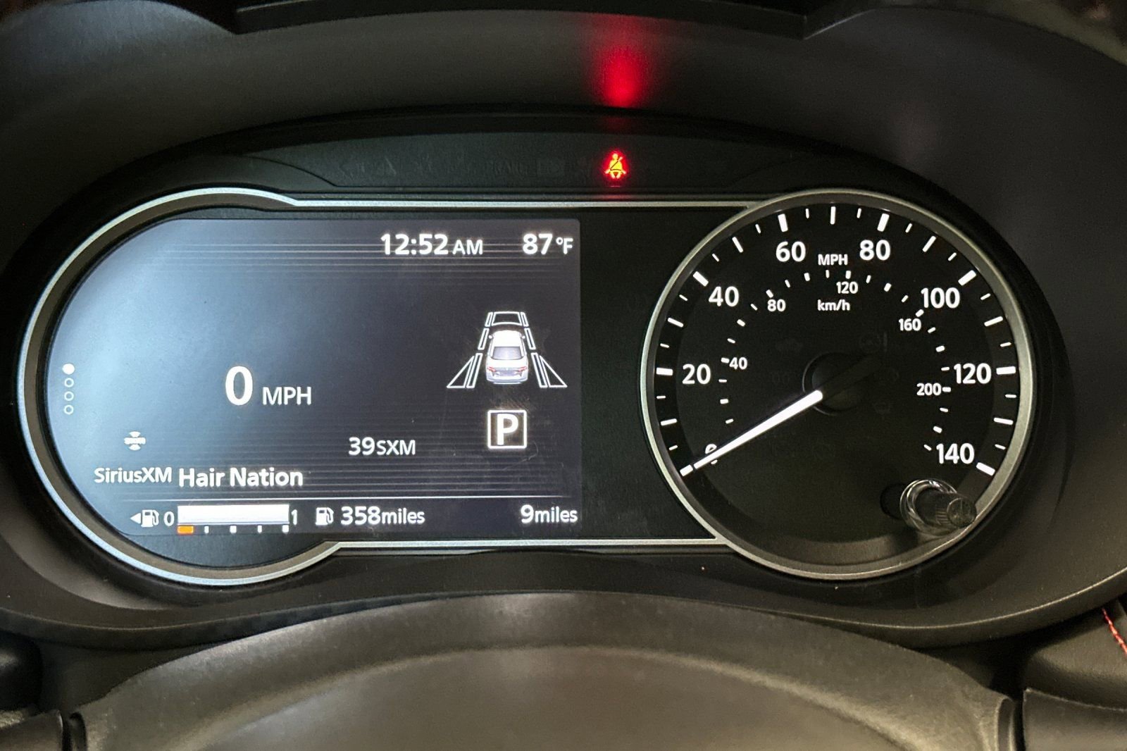 Used 2025 Nissan Versa SR w/ Trunk Package image 23