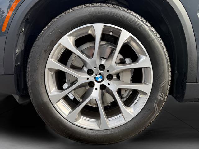 Used 2022 BMW X5 xDrive40i image 9