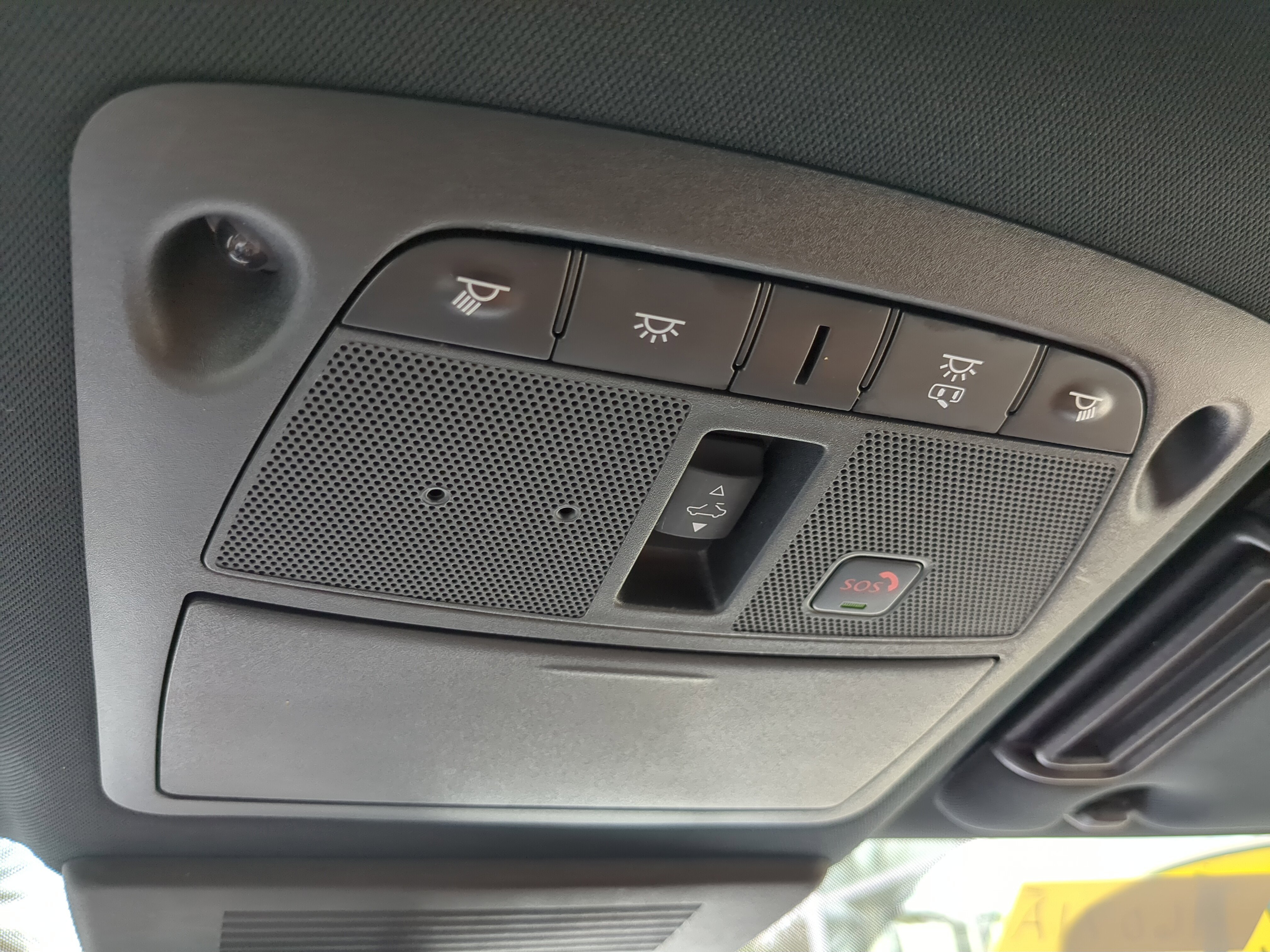 Used 2021 INFINITI QX80 Sensory w/ Cargo Package image 21