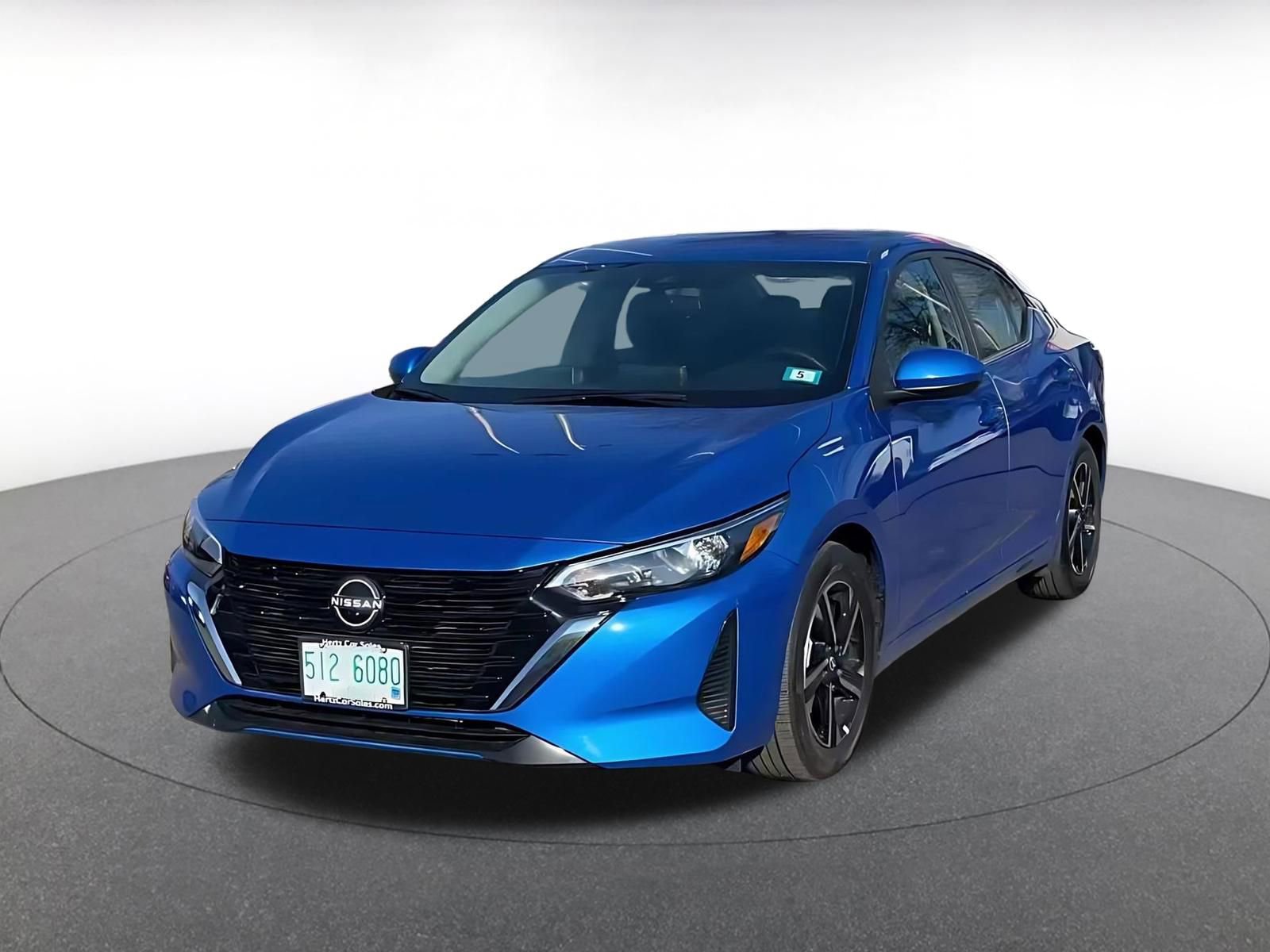 Used 2025 Nissan Sentra SV FWD image 4