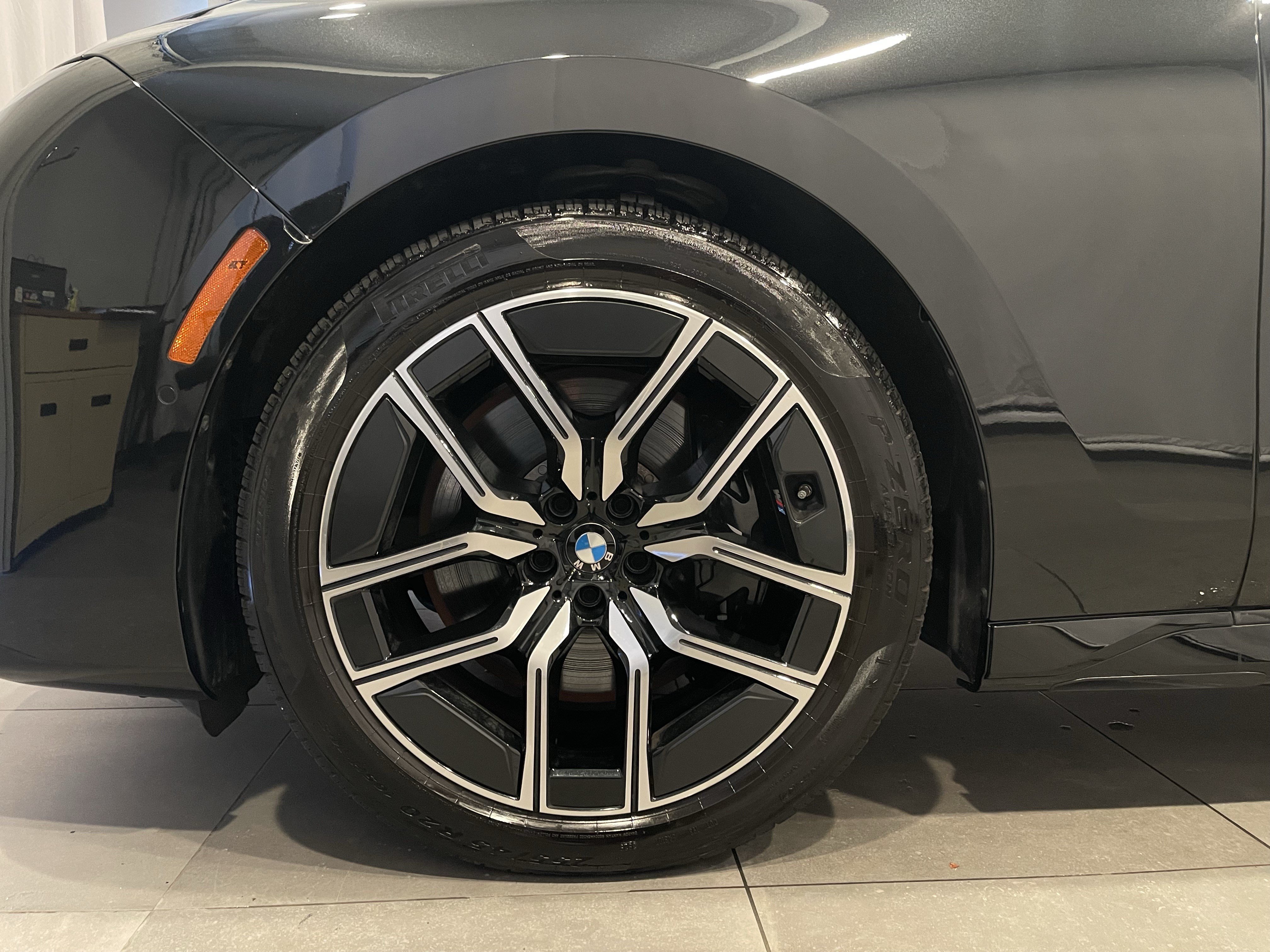 Used 2026 BMW 740i xDrive AWD/4WD image 7