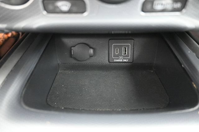 Used 2019 Nissan Pathfinder SL AWD/4WD image 21