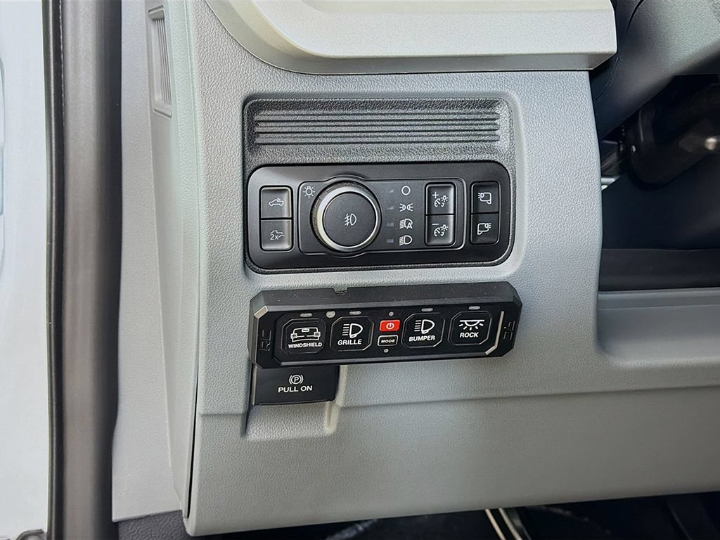 New 2026 Ford F250 XLT w/ XLT Premium Package AWD/4WD image 32