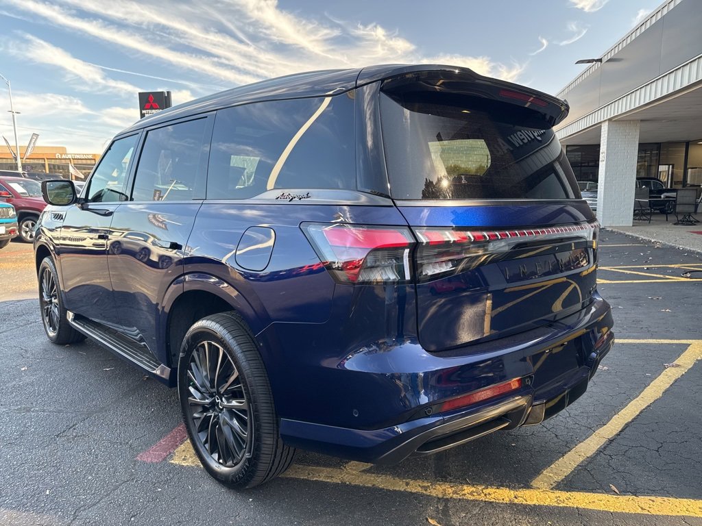 Used 2025 INFINITI QX80 Autograph image 10