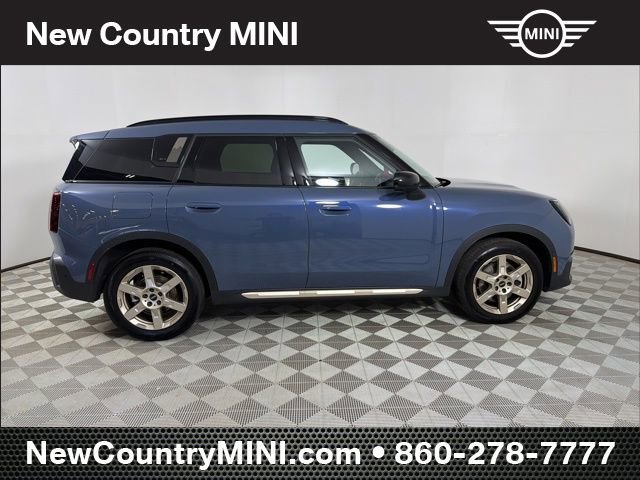 Used 2025 MINI Cooper Countryman S w/ Comfort Package Max image 8