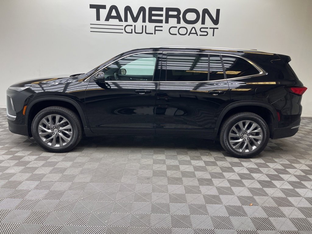 New 2025 Buick Enclave Preferred image 2