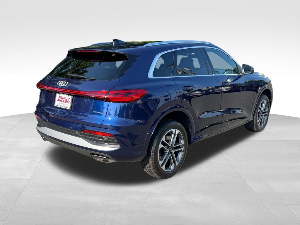 Used 2025 Audi Q5 Premium w/ Convenience Package AWD/4WD image 8