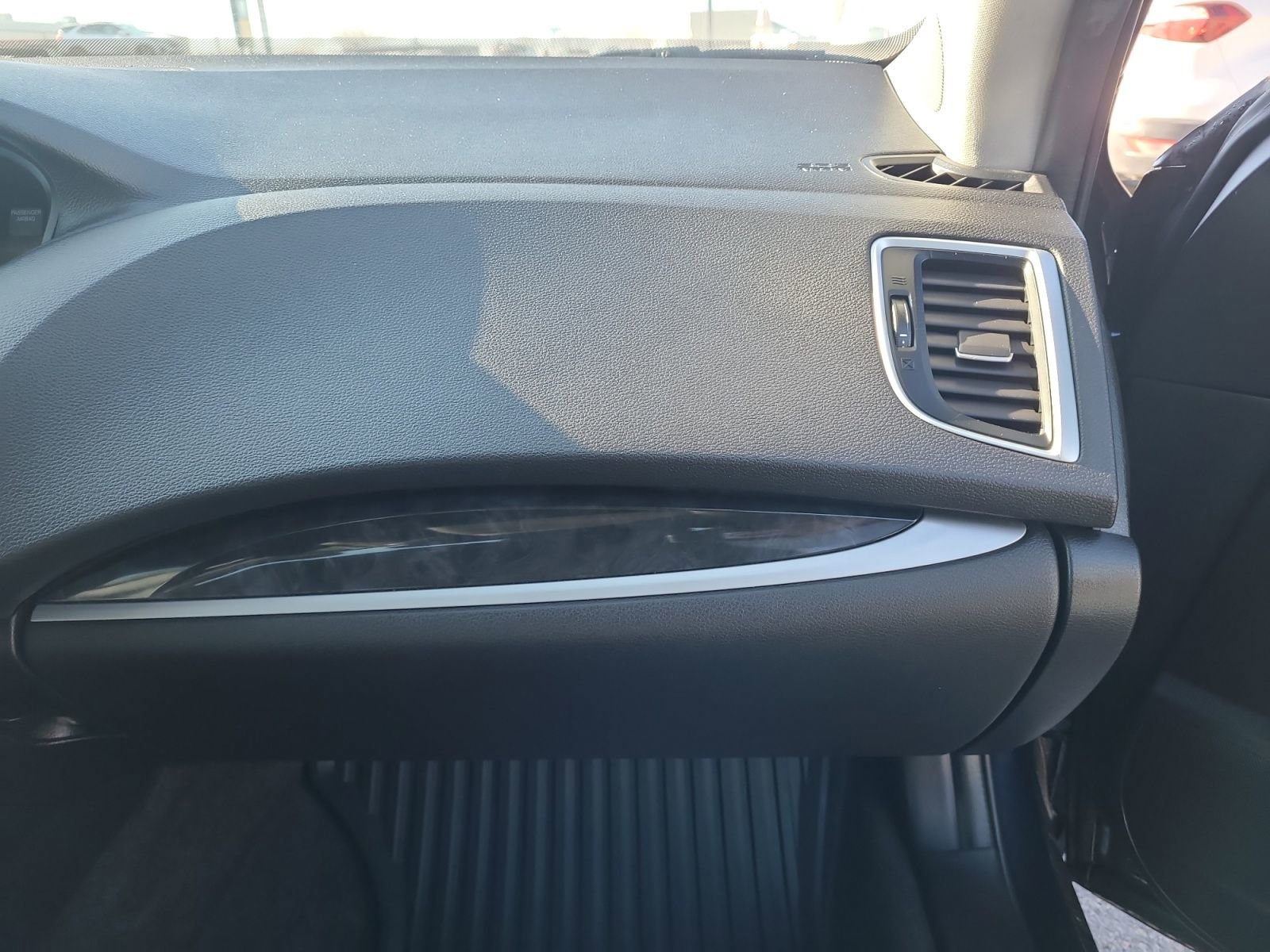 Used 2018 Acura TLX V6 SH-AWD image 16