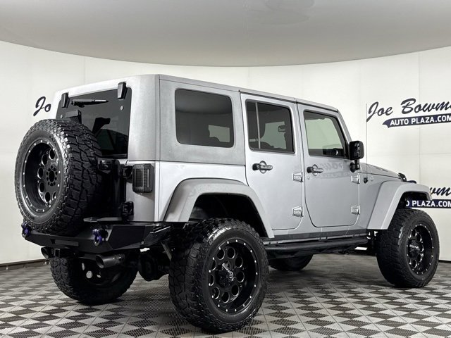 Used 2015 Jeep Wrangler Unlimited Sahara w/ Connectivity Group image 4