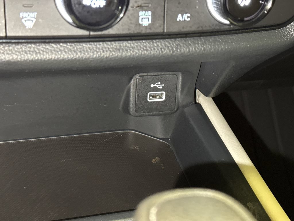 Certified 2025 Honda HR-V LX image 24