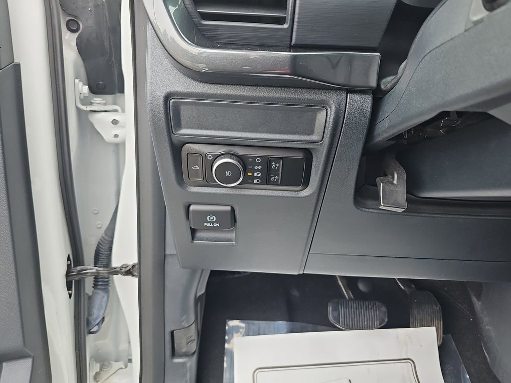 Used 2024 Ford F150 STX image 29