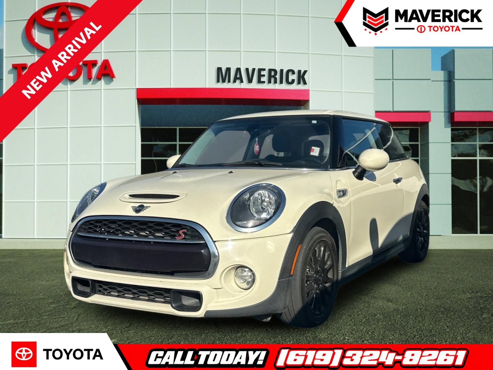 Used 2019 MINI Cooper S w/ Signature Upholstery Package FWD image 1