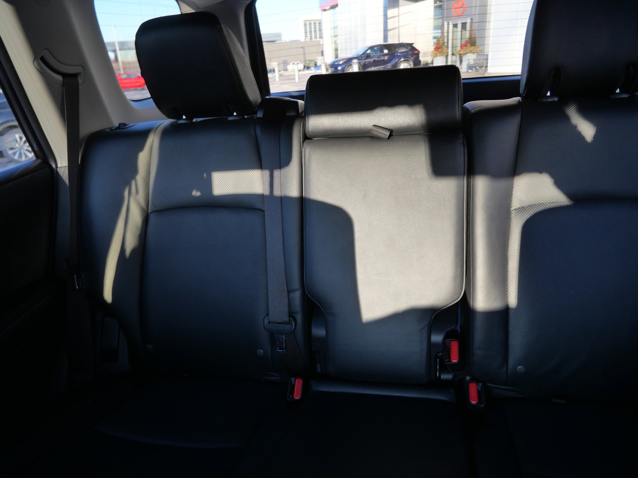 Used 2023 Toyota 4Runner Limited image 13