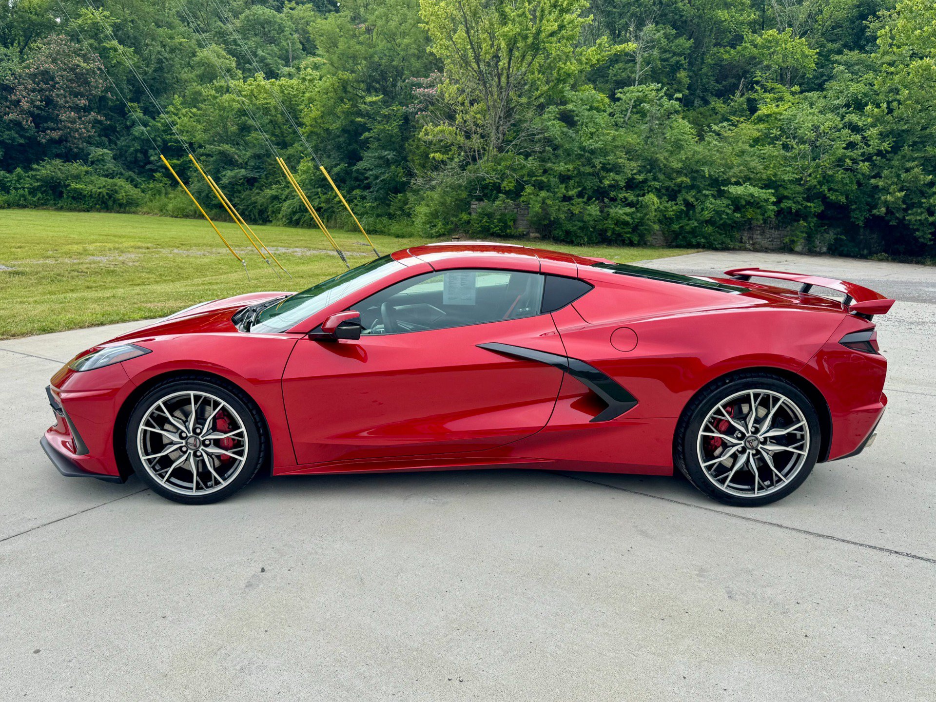 Used 2025 Chevrolet Corvette Stingray Premium Cpe w/ Z51 Performance Package RWD image 8