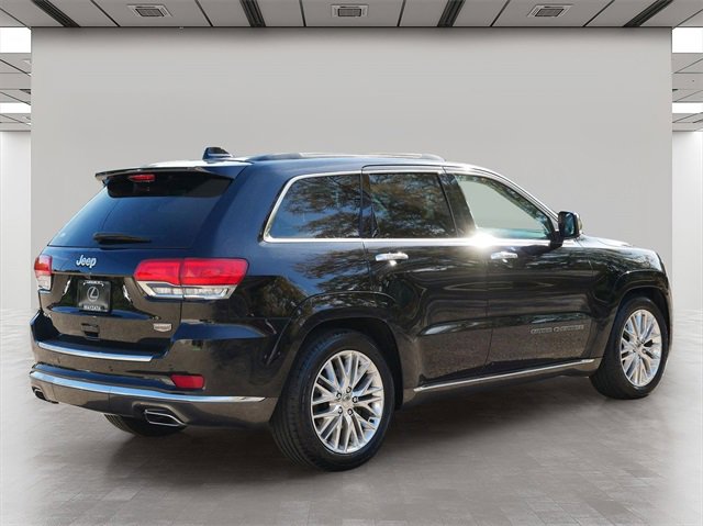 Used 2017 Jeep Grand Cherokee Summit image 5