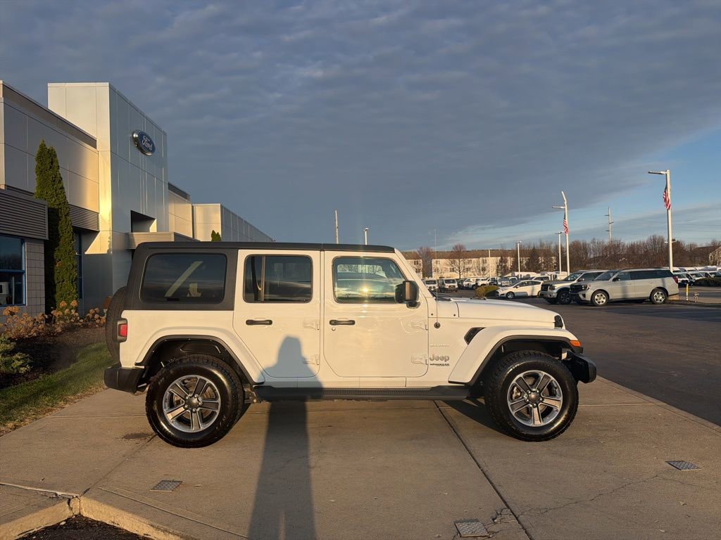 Used 2021 Jeep Wrangler Unlimited Sahara w/ Dual Top Group image 18