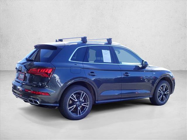 Used 2020 Audi Q5 e Premium Plus image 4