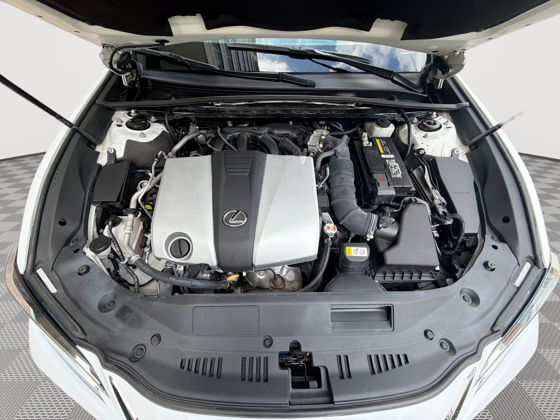 Used 2021 Lexus ES 350 F Sport w/ Accessory Package FWD image 18