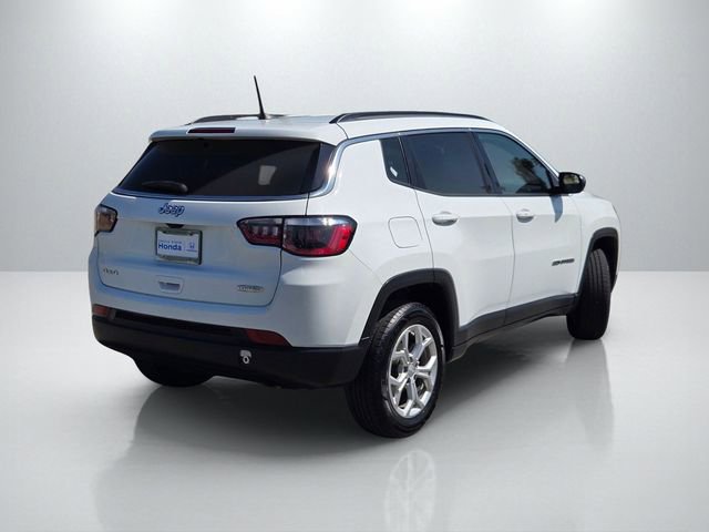 Used 2024 Jeep Compass Latitude AWD/4WD image 4