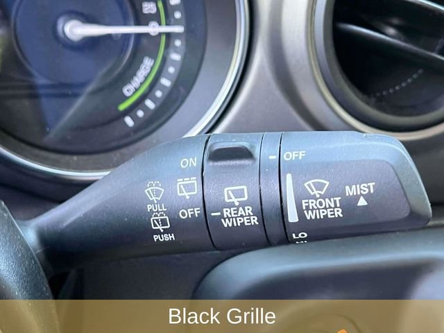 Used 2023 Jeep Wrangler Unlimited image 39