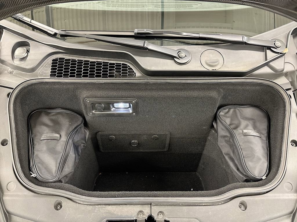 Used 2024 Lamborghini Huracan Tecnica image 29