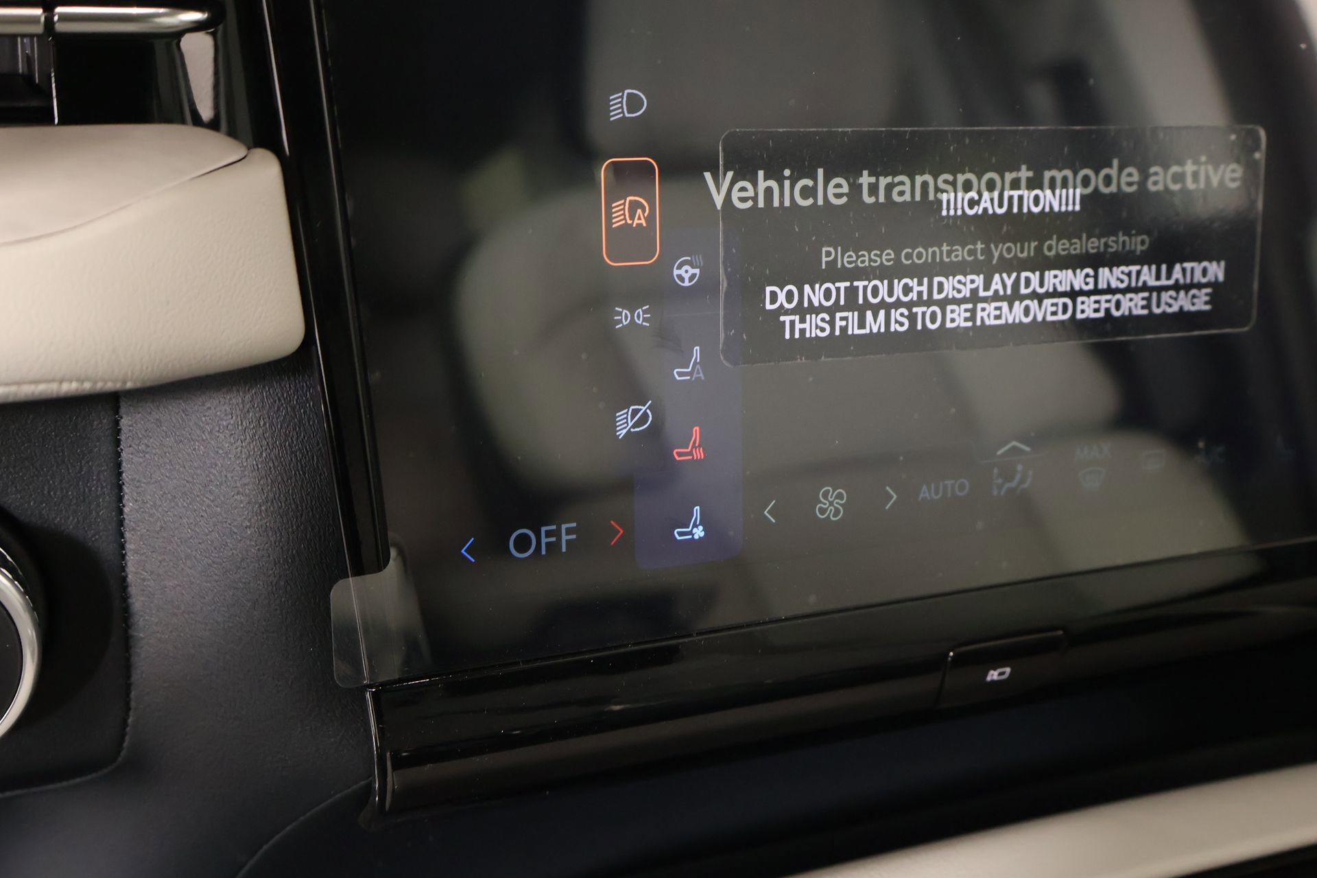 New 2026 Lincoln Navigator Premiere AWD/4WD image 7