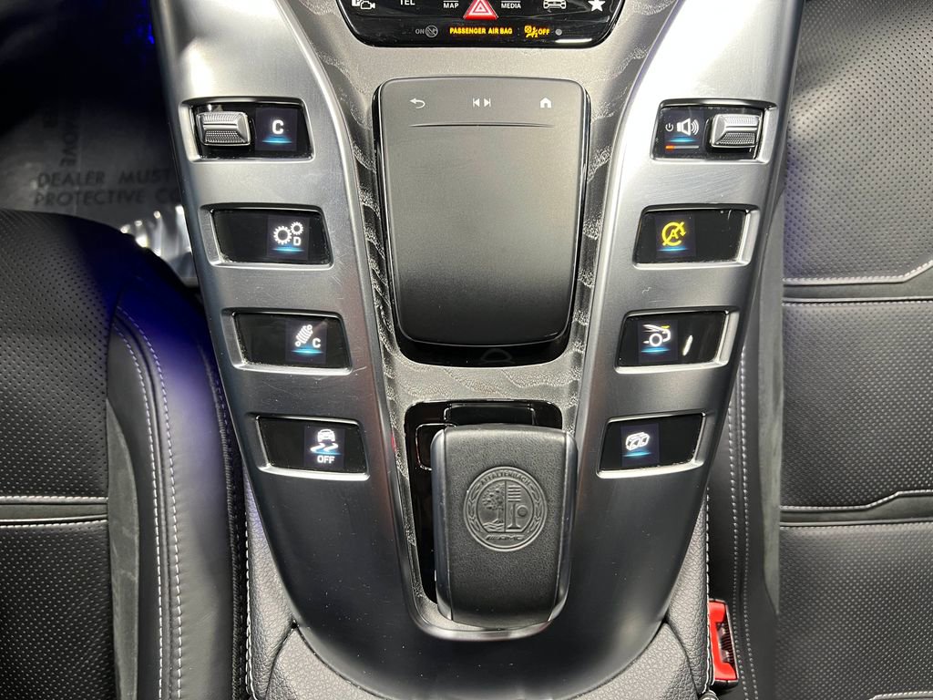 Used 2021 Mercedes-Benz AMG GT 63 image 28