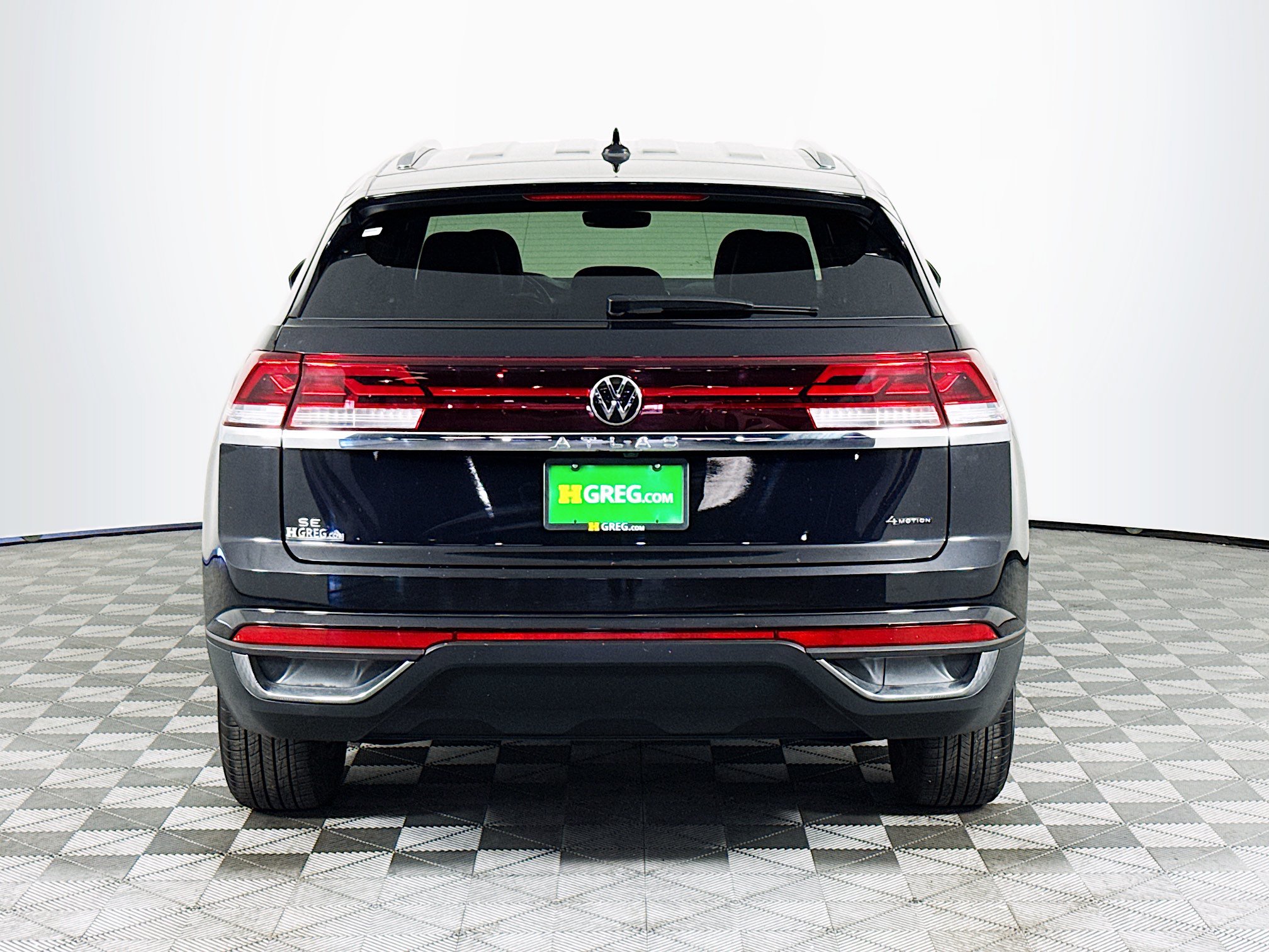 Used 2025 Volkswagen Atlas Cross Sport SE AWD/4WD image 7