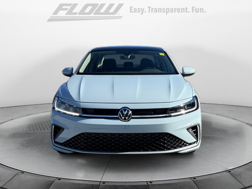 New 2026 Volkswagen Jetta SE image 2