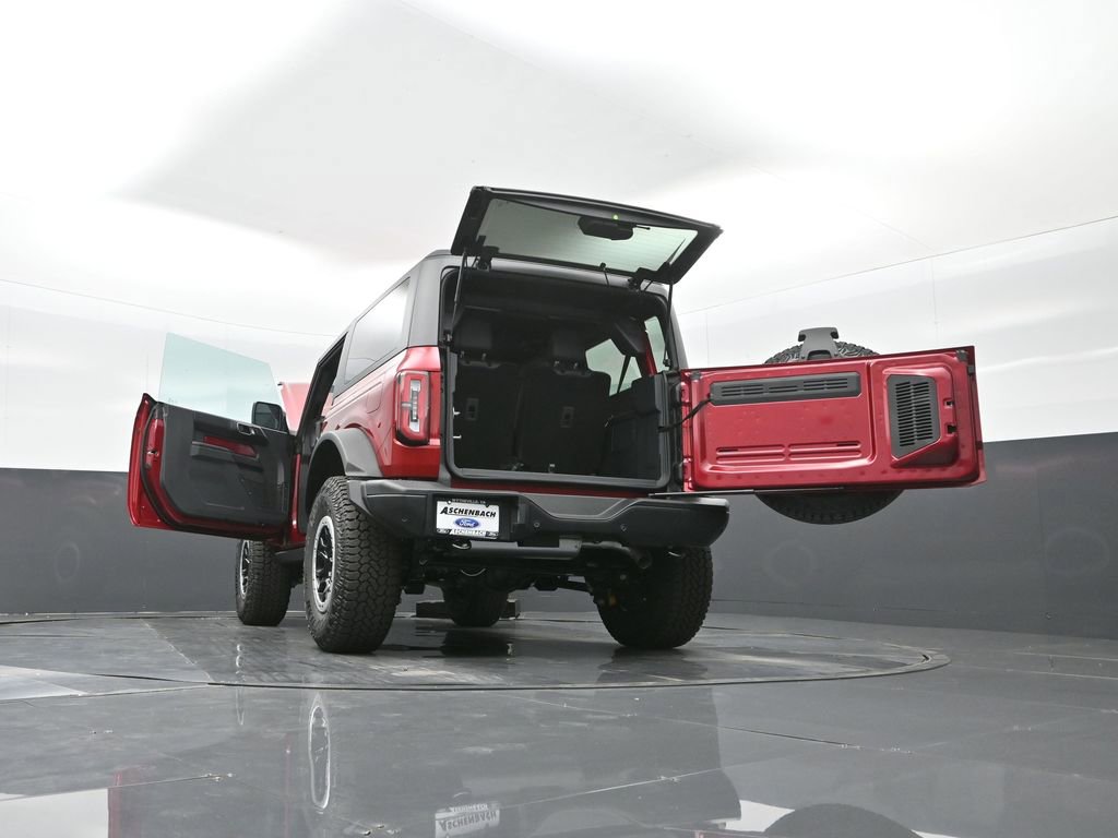 New 2025 Ford Bronco Badlands w/ Sasquatch Package image 32