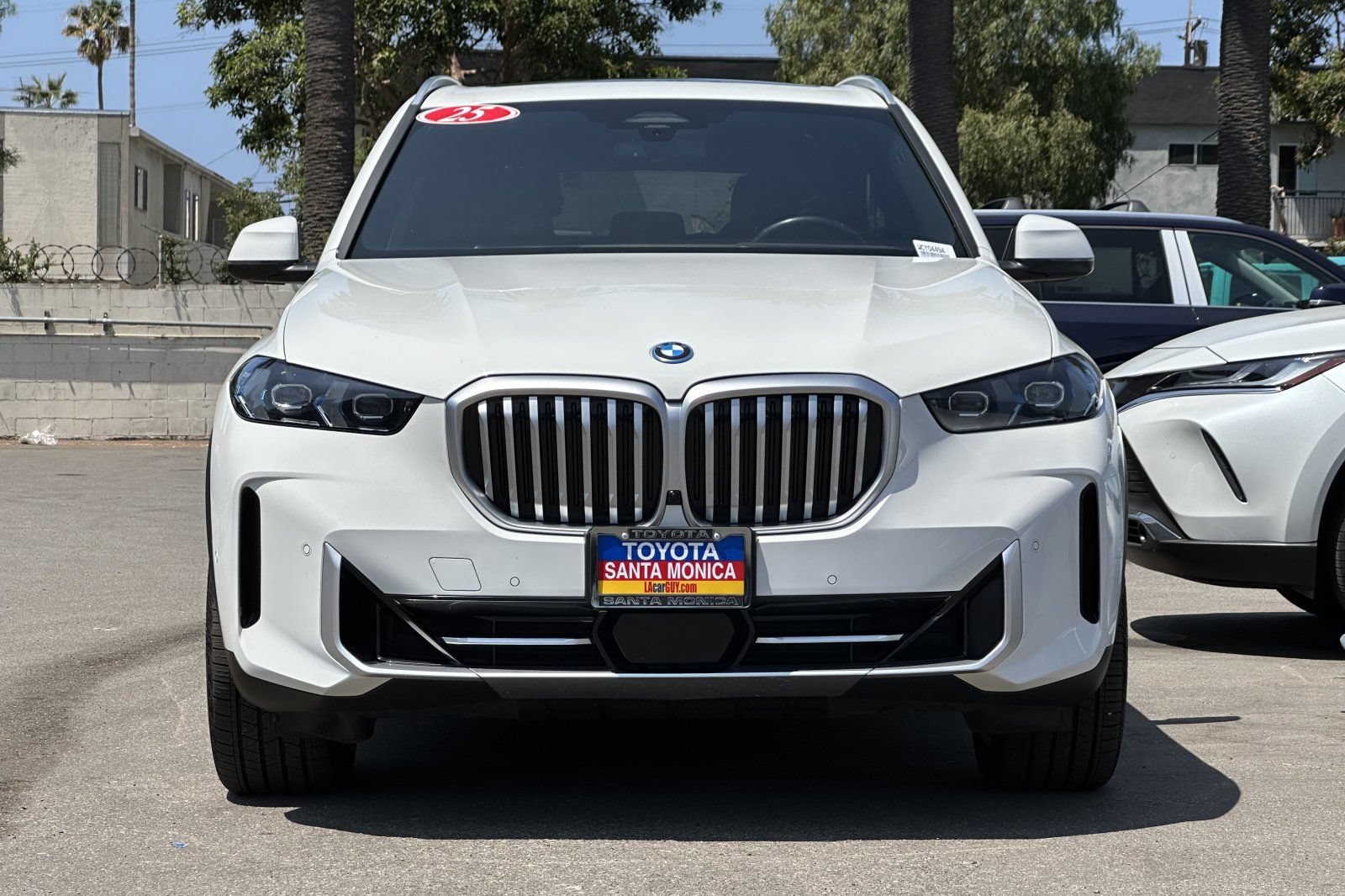 Used 2025 BMW X5 xDrive50e AWD/4WD image 9