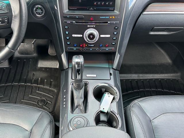 Used 2016 Ford Explorer Limited image 16