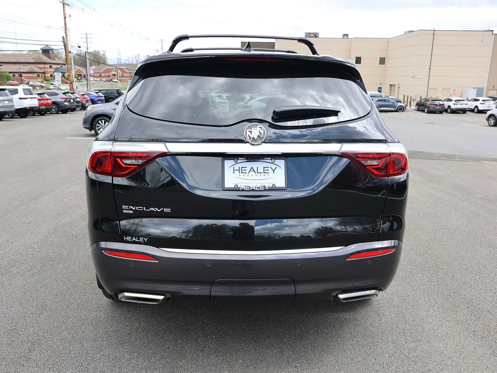 Used 2022 Buick Enclave Premium w/ Experience Buick Package AWD/4WD image 6