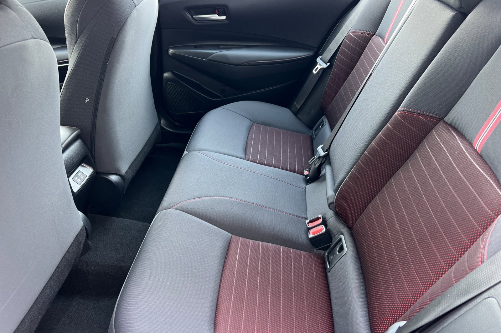 Certified 2025 Toyota Corolla SE image 12