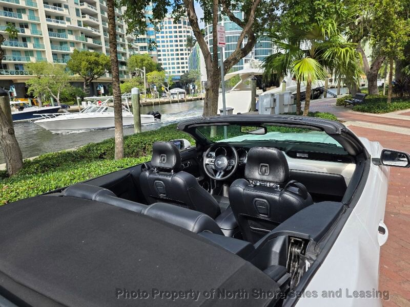 Used 2015 Ford Mustang Premium image 40