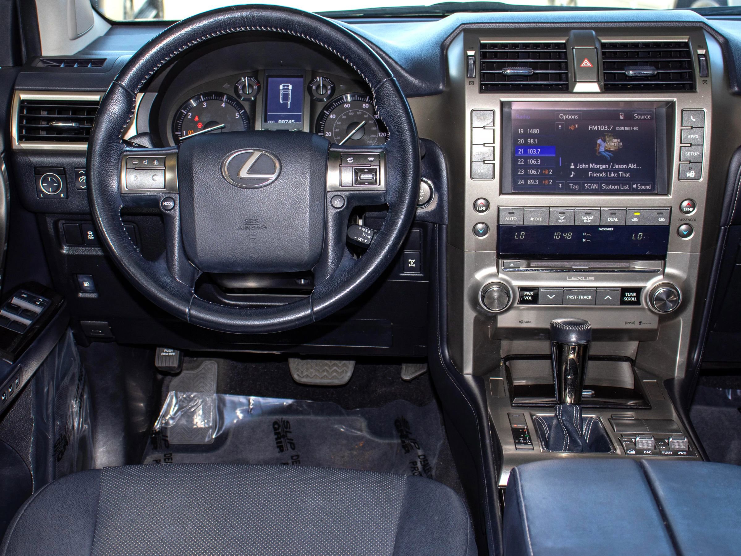 Used 2014 Lexus GX 460 image 10