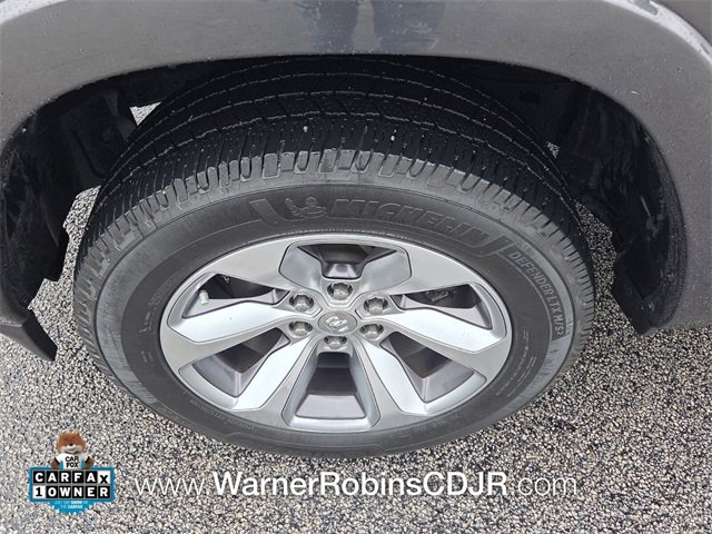 Used 2020 RAM 1500 Limited w/ Bed Utility Group image 17