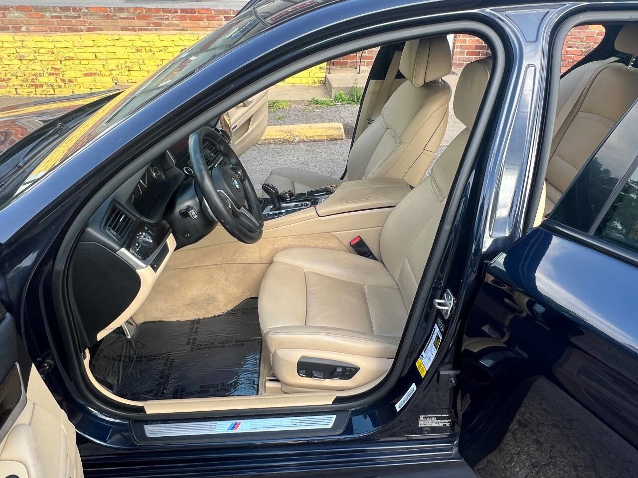 Used 2015 BMW 535i Sedan RWD image 10