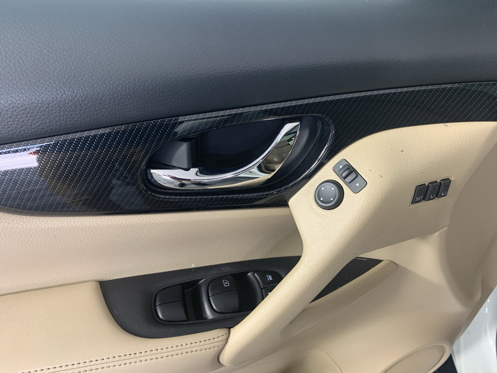 Used 2018 Nissan Rogue SL w/ Premium Package FWD image 14